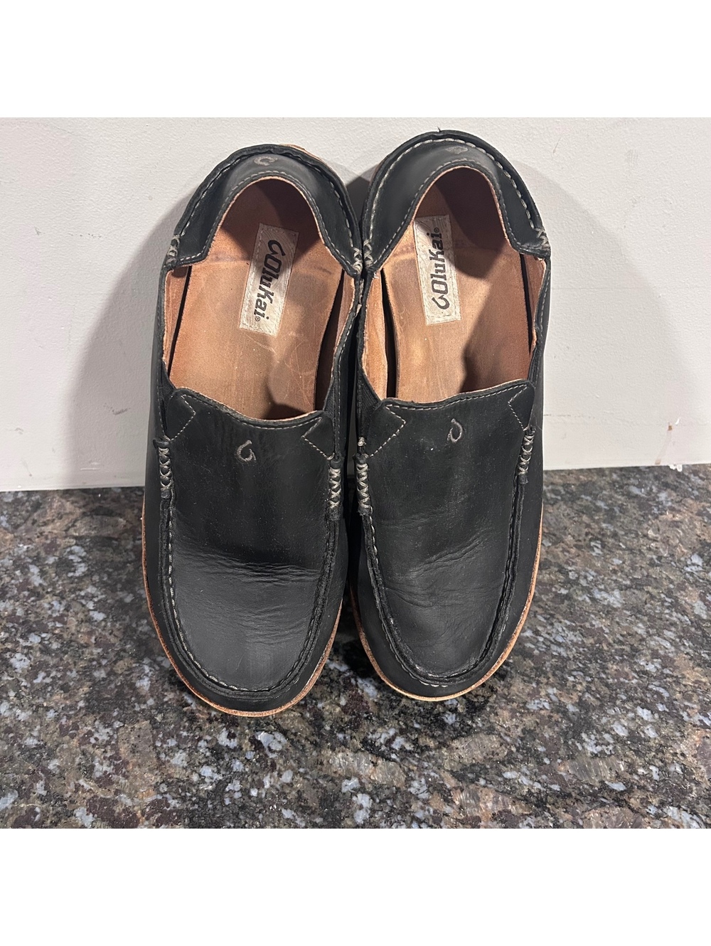 Olukai Moloa Leather Slip On Shoes Mens 10.5 Black Brown Moc Toe Casual Loafers - Picture 4 of 7